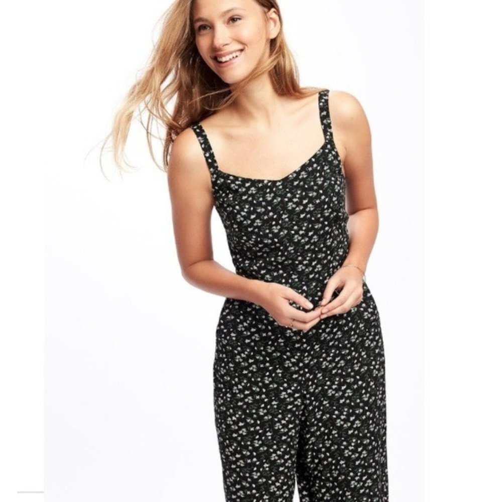 Old Navy Sleeveless Black Floral Culotte Jumpsuit